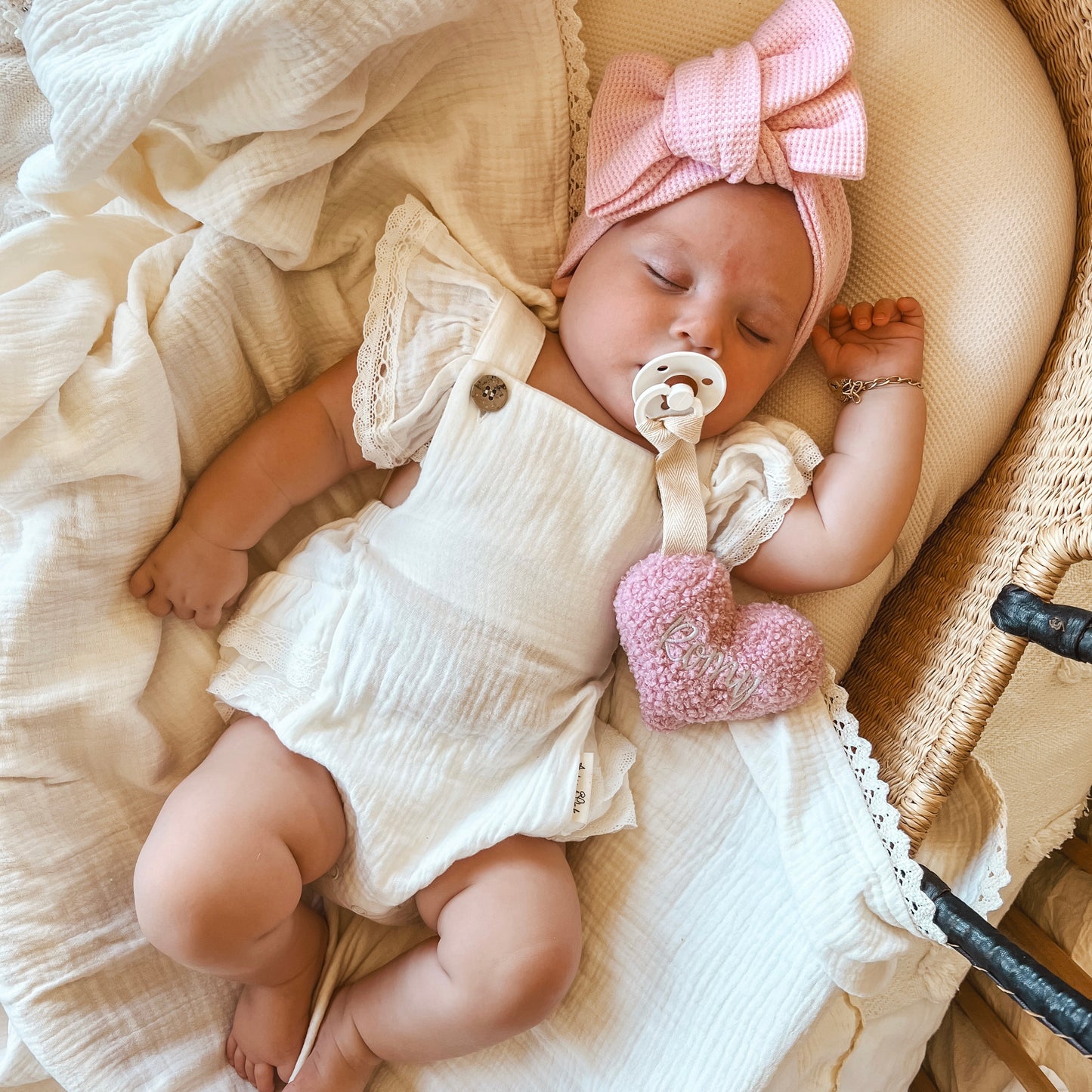 Teddy Heart Dummy Keeper