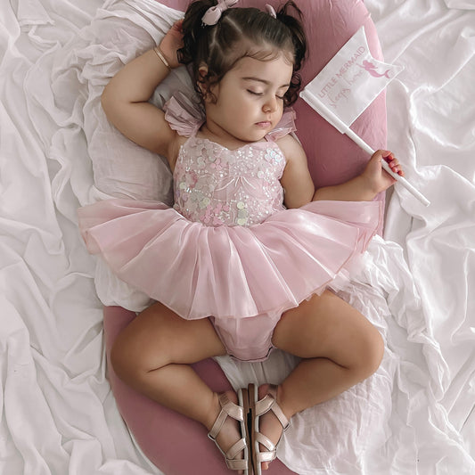 Little Mermaid Sleeps Flag