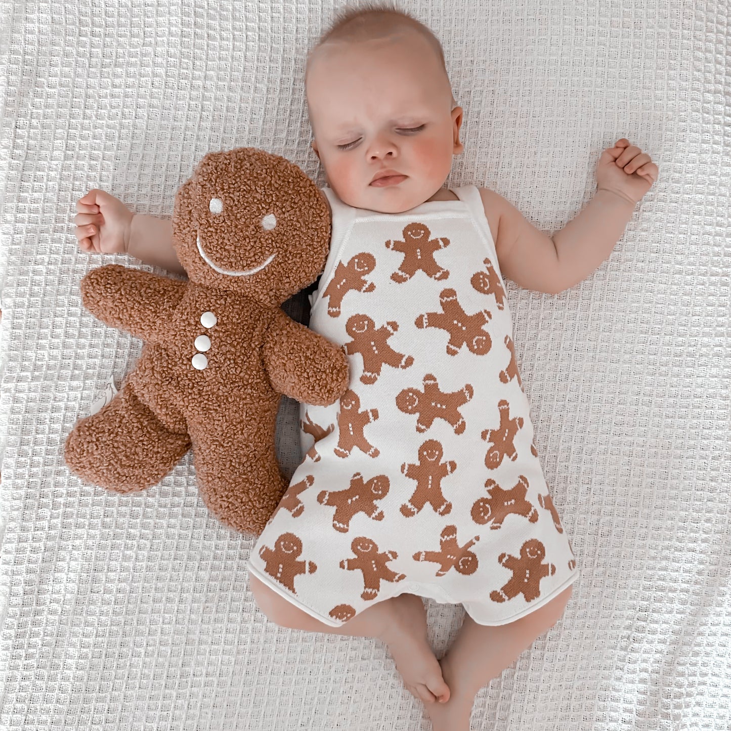 Gingerbread Man Cushion Caramel