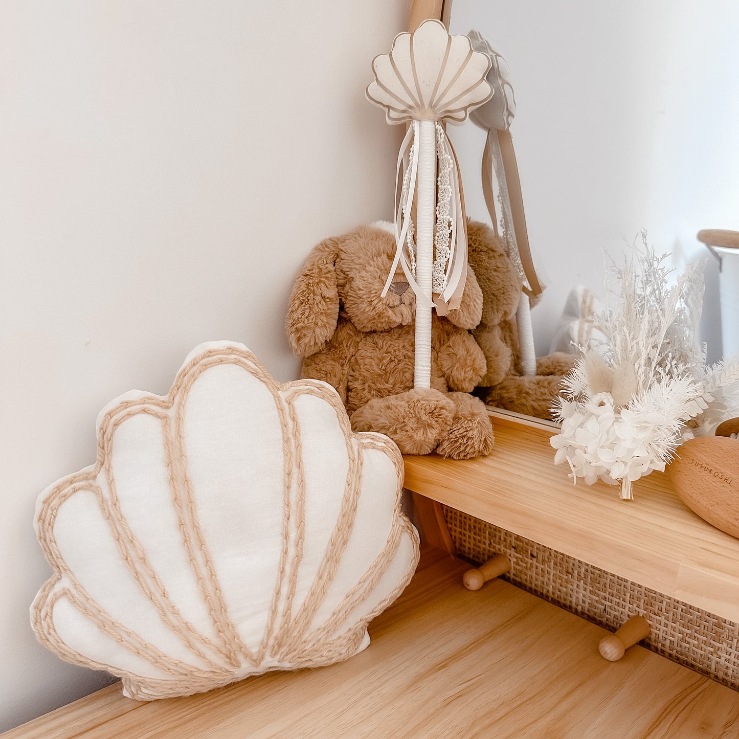 Shell Cushion